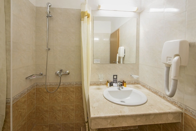 Imagen de la habitación del Hotel Bsa Holiday Park. Foto 11