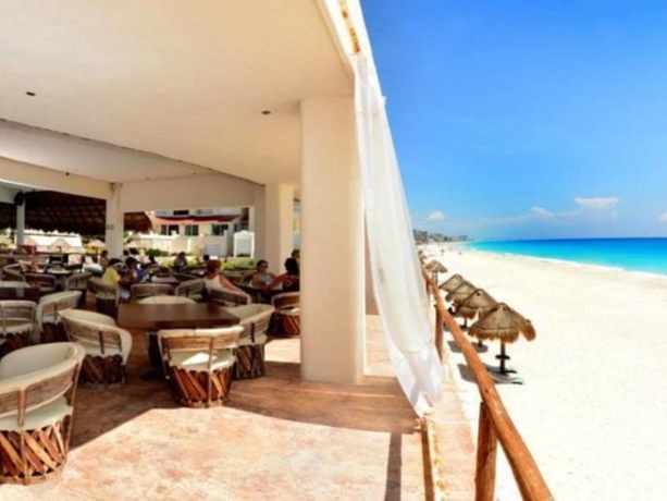 Imagen general del Hotel Bsea Cancun Plaza. Foto 2