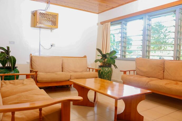 Imagen general del Hotel Btl Christian International Conference Centre. Foto 5