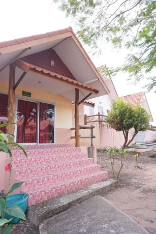 Imagen de la habitación del Hotel Bua Luang Nakara Resort. Foto 3