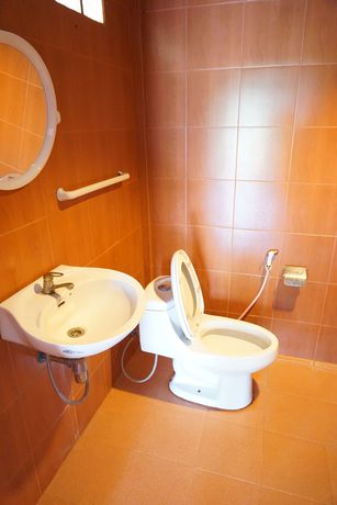 Imagen de la habitación del Hotel Bua Luang Nakara Resort. Foto 12