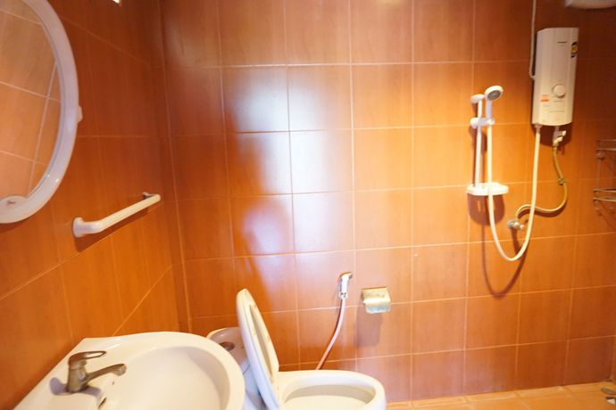 Imagen de la habitación del Hotel Bua Luang Nakara Resort. Foto 16
