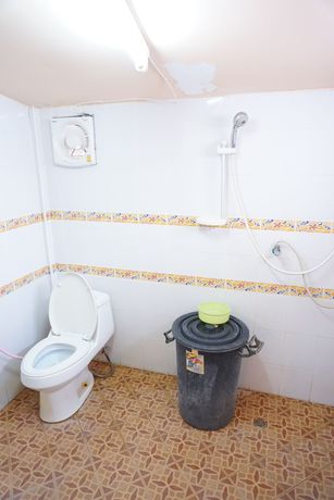 Imagen de la habitación del Hotel Bua Luang Nakara Resort. Foto 17