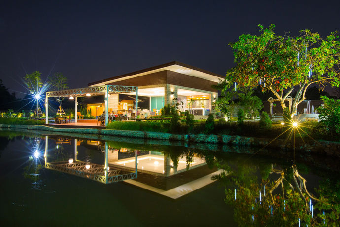 Imagen de los exteriores del Hotel Bua Tara Resort. Foto 5