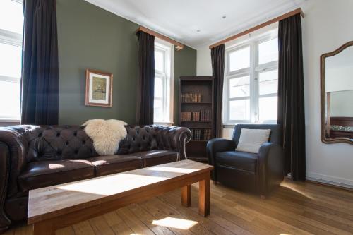 Imagen de los interiores del Hotel Búdir. Foto 7