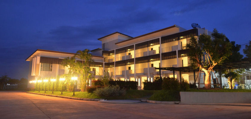 Imagen de los exteriores del Hotel Bualinn Resort Nongkhai. Foto 10