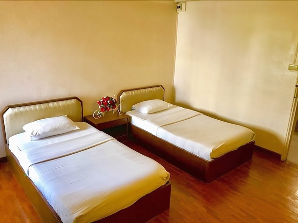 Imagen de la habitación del Hotel Buarawong Residence. Foto 7