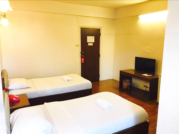 Imagen de la habitación del Hotel Buarawong Residence. Foto 9