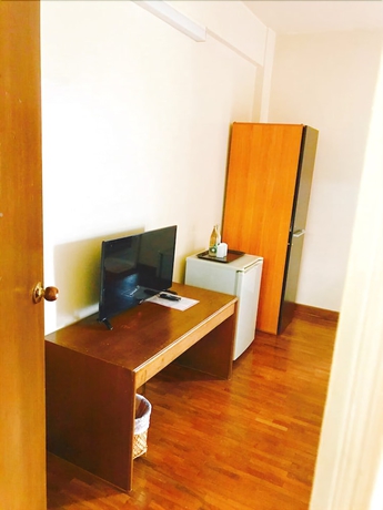 Imagen de la habitación del Hotel Buarawong Residence. Foto 14