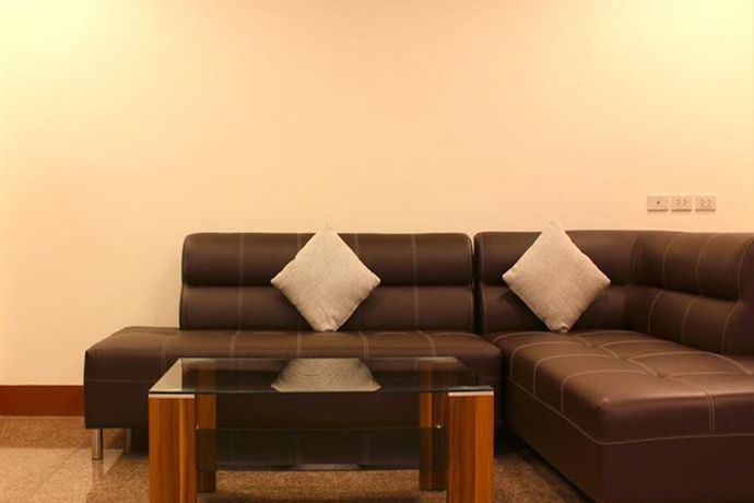 Imagen de los interiores del Hotel Buathip Resort. Foto 13