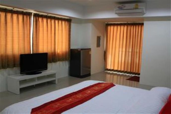 Imagen general del Hotel Buathip Resort. Foto 2
