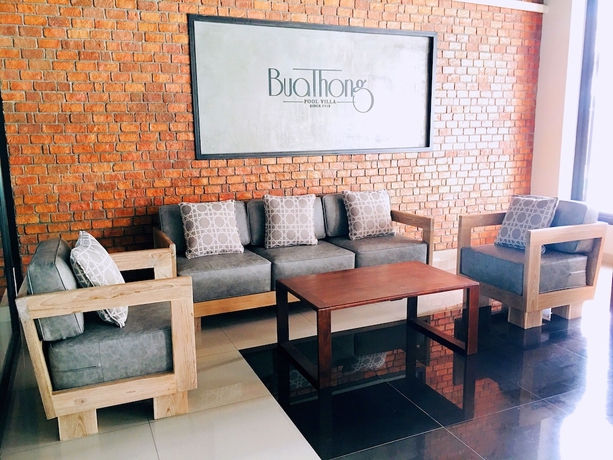 Imagen de los interiores del Hotel Buathong Pool Villa. Foto 9