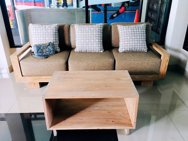 Imagen de los interiores del Hotel Buathong Pool Villa. Foto 13