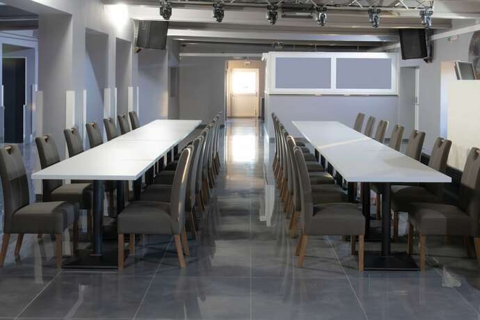 Imagen general del Hotel Bubble and Event Center. Foto 1