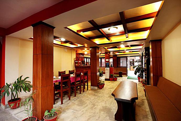 Imagen del bar/restaurante del Hotel Bubo Himalaya. Foto 4