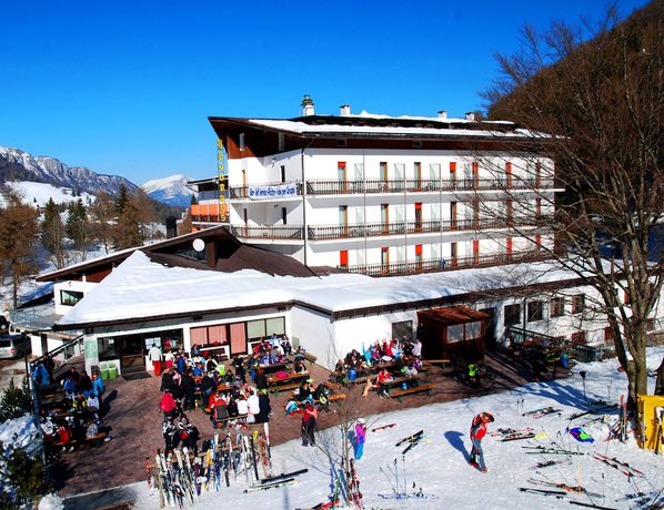 Imagen general del Hotel Bucaneve, Brentonico. Foto 4