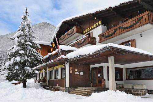 Imagen de la habitación del Hotel Bucaneve. Foto 2