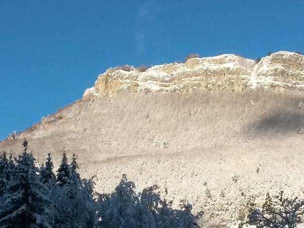 Imagen de la habitación del Hotel Bucaneve. Foto 8