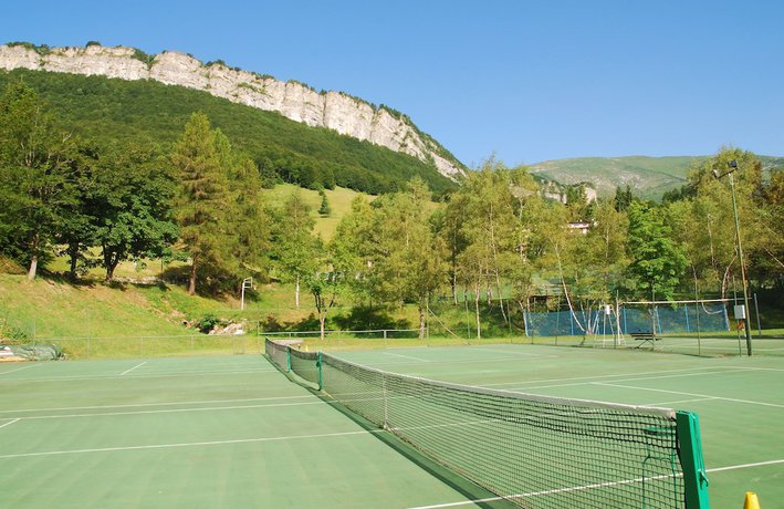 Imagen general del Hotel Bucaneve. Foto 3