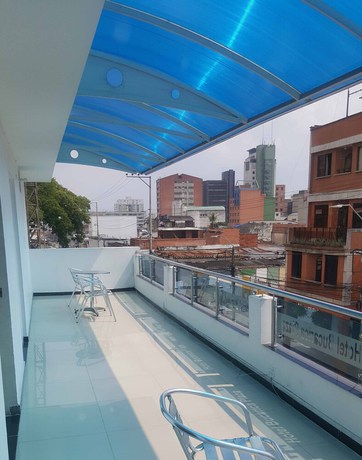 Imagen de los exteriores del Hotel Bucarica Plaza. Foto 15