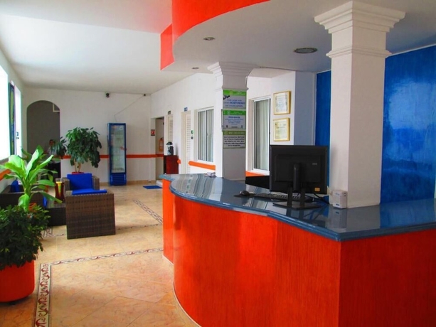 Imagen de los interiores del Hotel Bucaros. Foto 17
