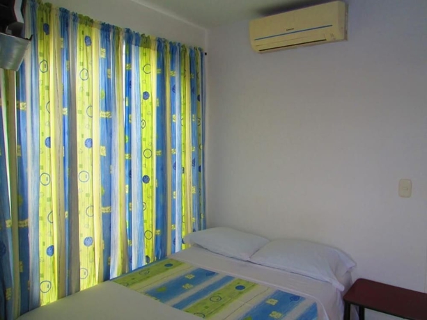 Imagen de la habitación del Hotel Bucaros. Foto 2