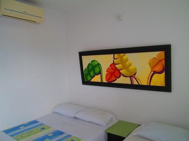 Imagen de la habitación del Hotel Bucaros. Foto 11