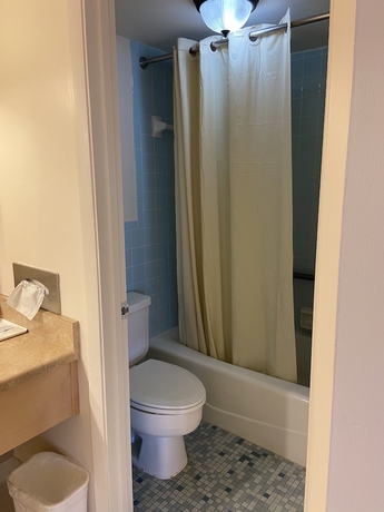 Imagen de la habitación del Hotel Buccaneer Inn. Foto 13