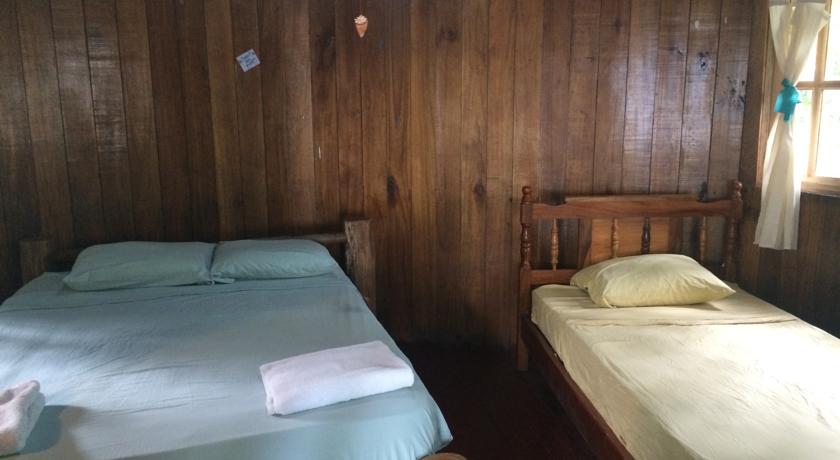 Imagen de la habitación del Hotel Buccaneer Resort. Foto 2