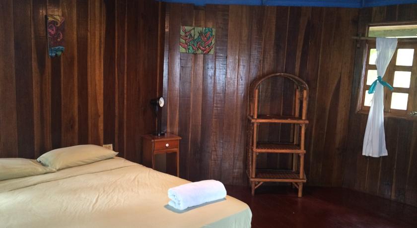 Imagen de la habitación del Hotel Buccaneer Resort. Foto 4