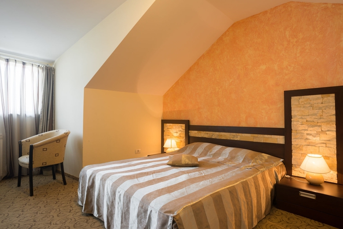 Imagen de la habitación del Hotel Bucegi. Foto 6