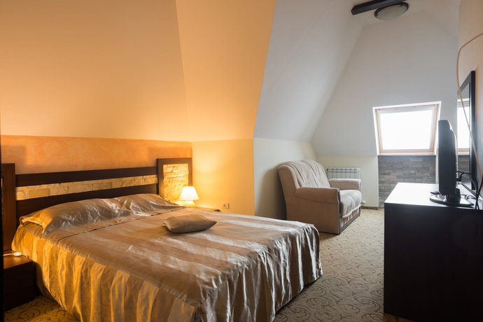 Imagen de la habitación del Hotel Bucegi. Foto 7