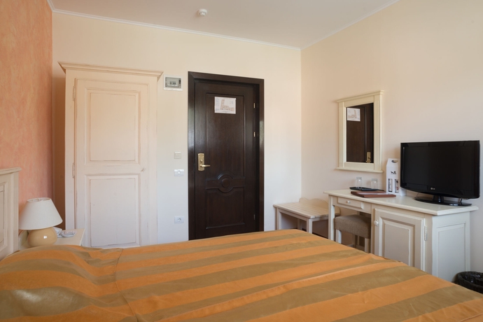 Imagen de la habitación del Hotel Bucegi. Foto 9