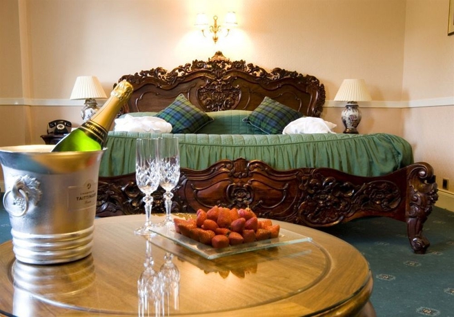 Imagen de la habitación del Hotel Buchanan Arms. Foto 9