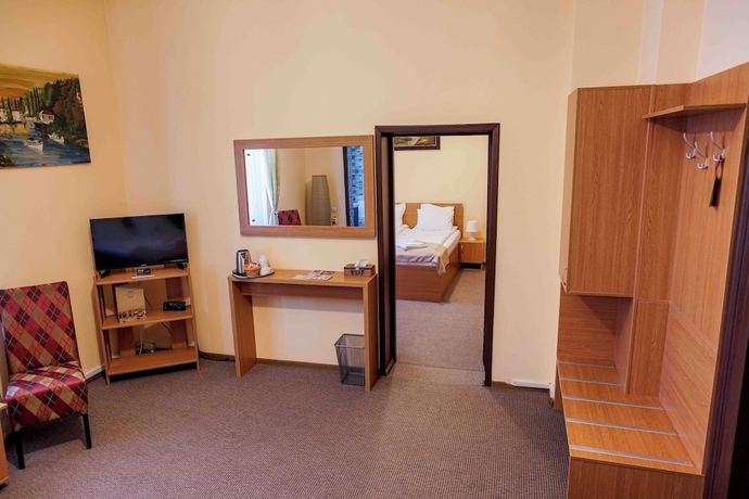Imagen de la habitación del Hotel Bucharest Downtown Inn. Foto 13