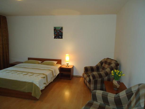 Imagen de la habitación del Hotel Bucharest Suites. Foto 2