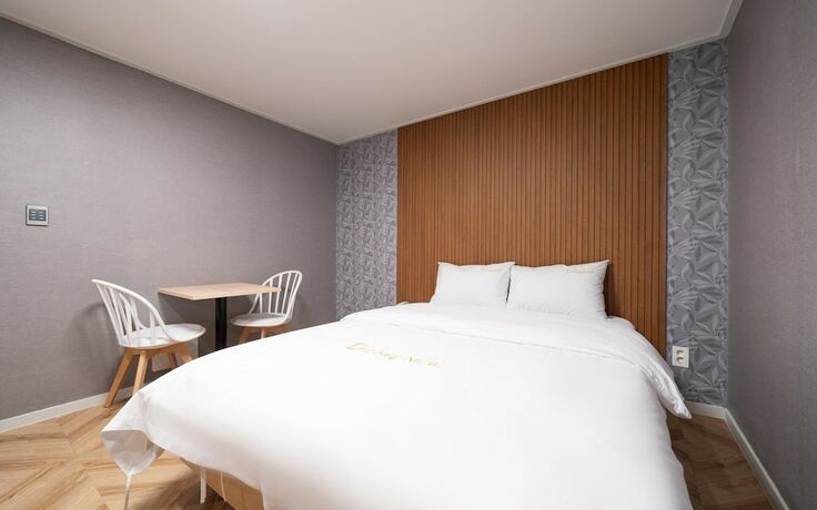 Imagen de la habitación del Hotel Bucheon Boutique Donkey Hotel. Foto 14