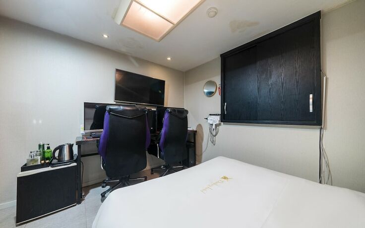 Imagen de la habitación del Hotel Bucheon Donquihotel. Foto 14