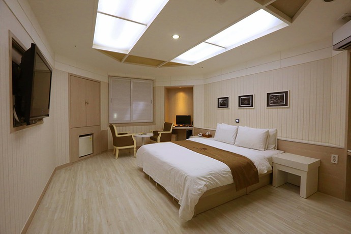 Imagen del bar/restaurante del Hotel Bucheon. Foto 3