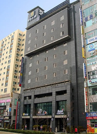Imagen de la habitación del Hotel Bucheon. Foto 15