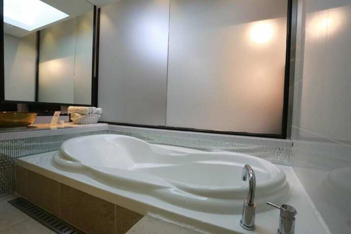 Imagen general del Hotel Bucheon I. Foto 11
