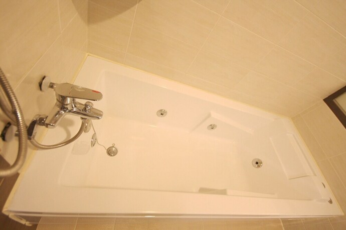 Imagen de la habitación del Hotel Bucheon Kara. Foto 18