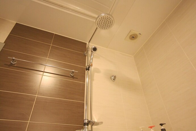 Imagen de la habitación del Hotel Bucheon Kara. Foto 26