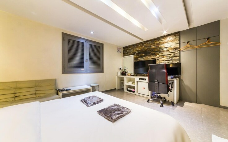 Imagen de la habitación del Hotel Bucheon Noblesse. Foto 30