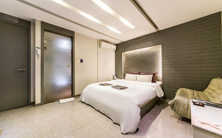 Imagen de la habitación del Hotel Bucheon Noblesse. Foto 35