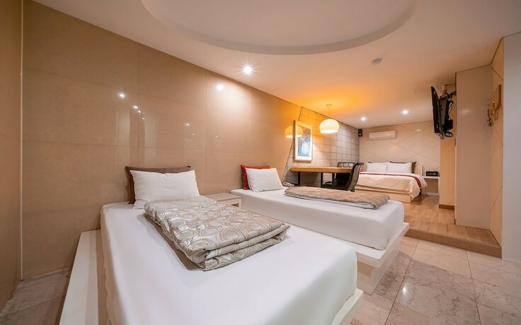 Imagen general del Hotel Bucheon R. Foto 7