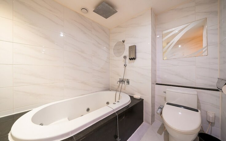 Imagen general del Hotel Bucheon R. Foto 12