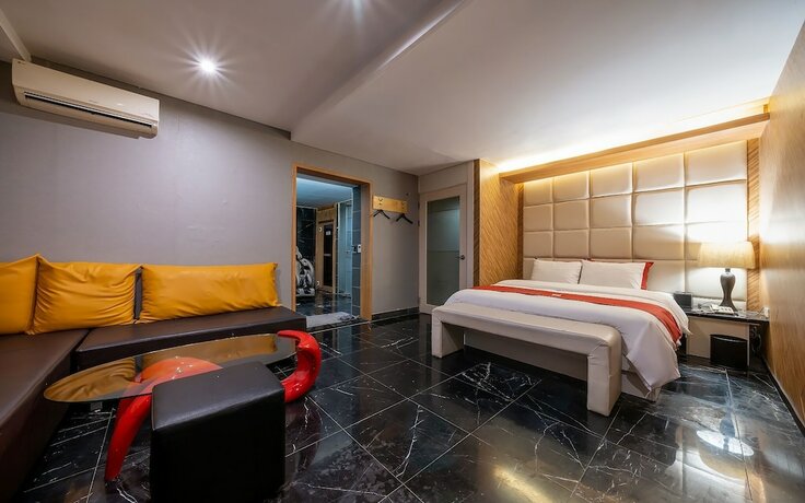 Imagen de la habitación del Hotel Bucheon R. Foto 17