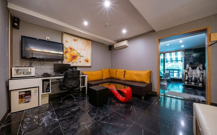 Imagen de la habitación del Hotel Bucheon R. Foto 19