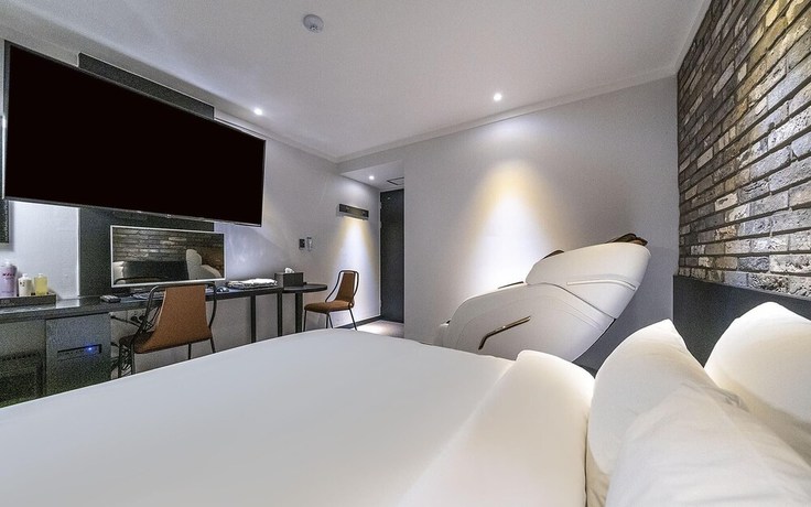 Imagen de la habitación del Hotel Bucheon Renee. Foto 11